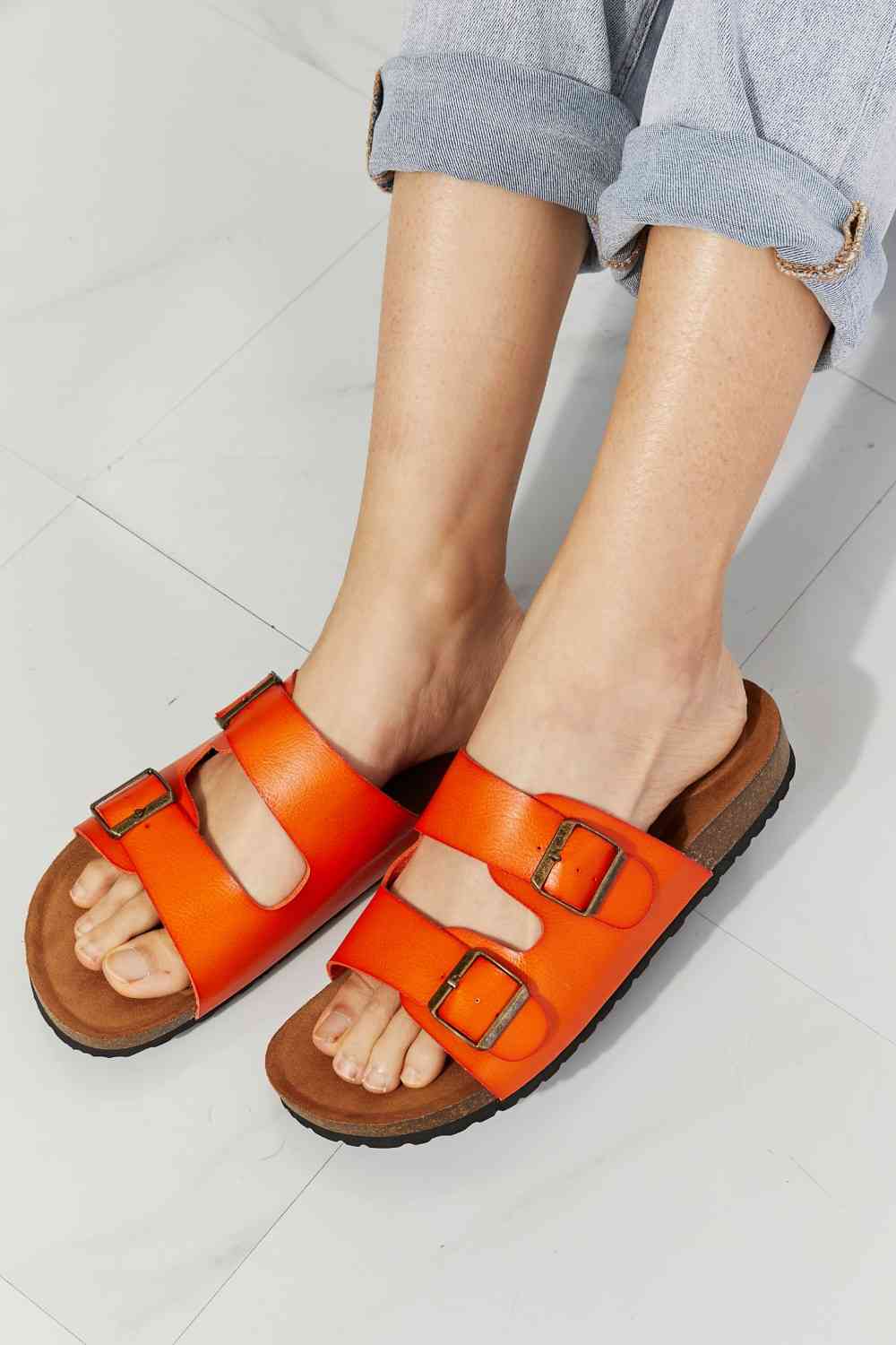 MMShoes Feeling Alive Double Banded Slide Sandals in Orange No 3