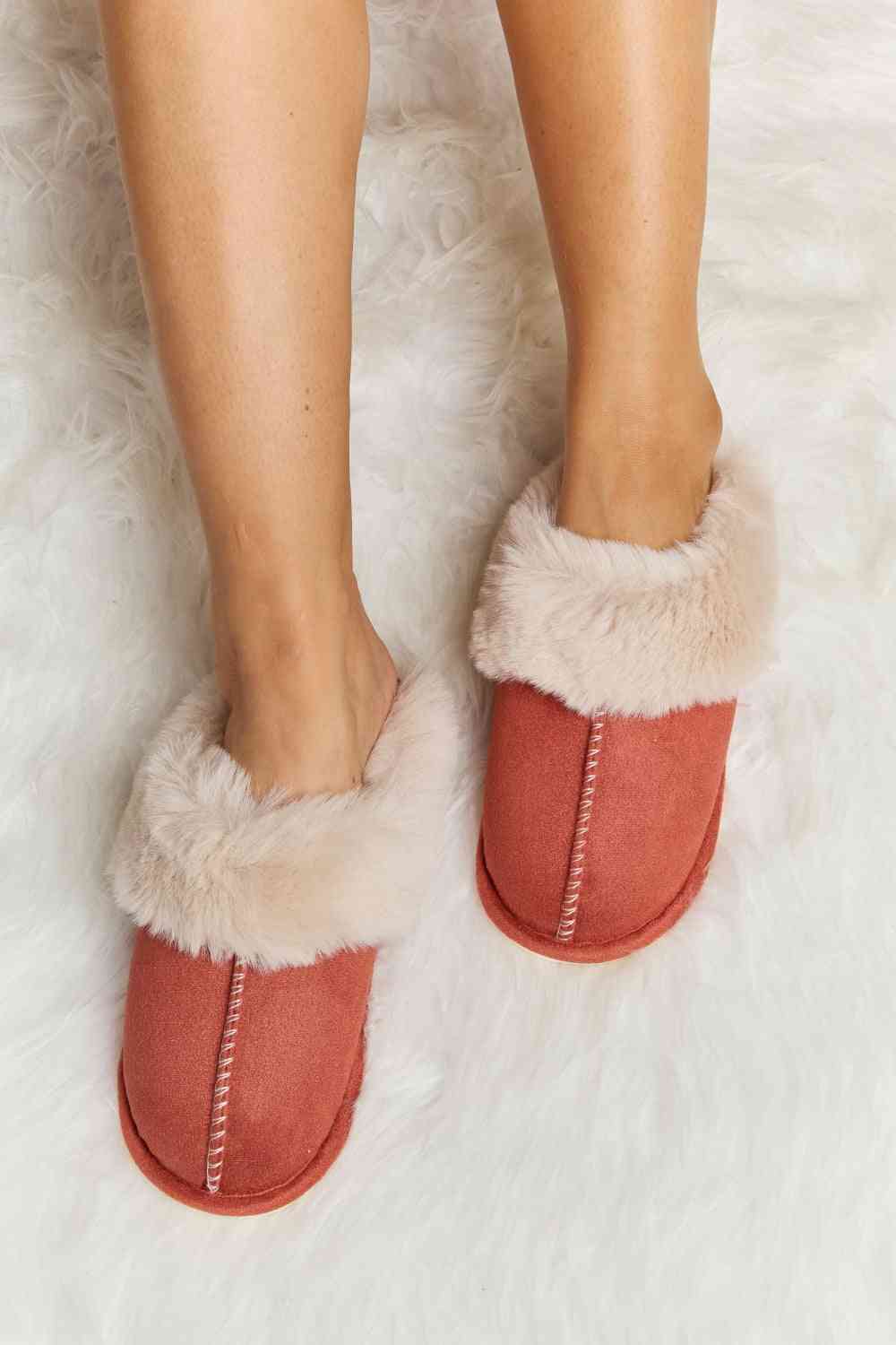 Melody Fluffy Indoor Slippers Red No 27
